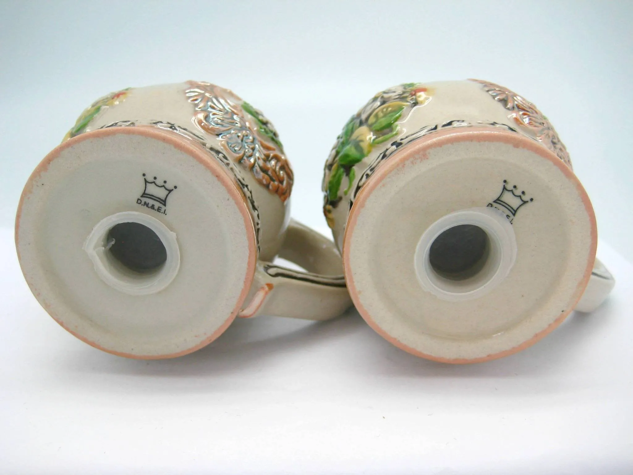 Engraved Beer Stein: Flowers Salt And Pepper Set
